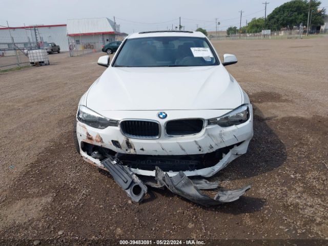 Photo 5 VIN: WBA8A9C5XHK619598 - BMW 320I 