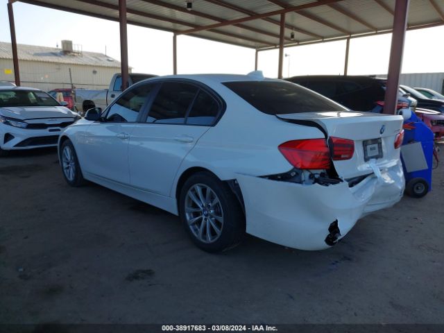 Photo 2 VIN: WBA8A9C5XJAH12345 - BMW 320I 