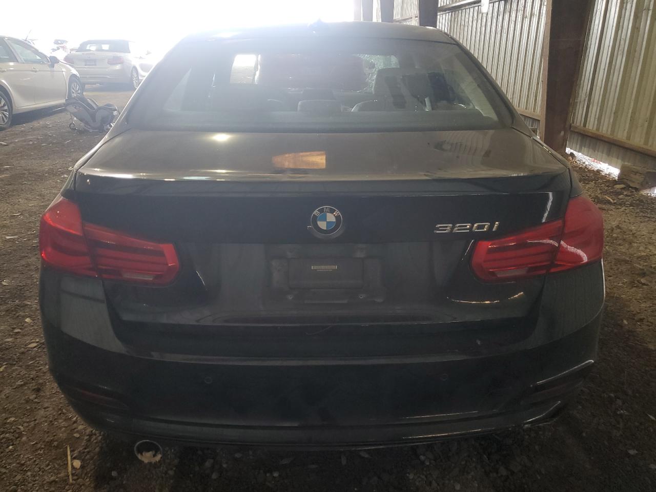 Photo 5 VIN: WBA8A9C5XJAH12684 - BMW 3ER 