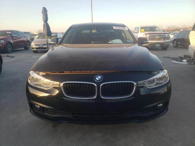 Photo 4 VIN: WBA8A9C5XJAH14953 - BMW 3 SERIES 