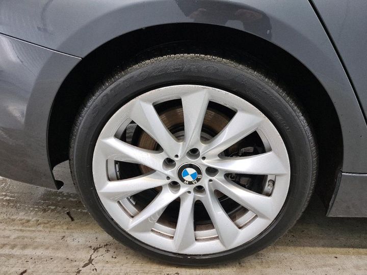 Photo 15 VIN: WBA8B31060K382307 - BMW 340 