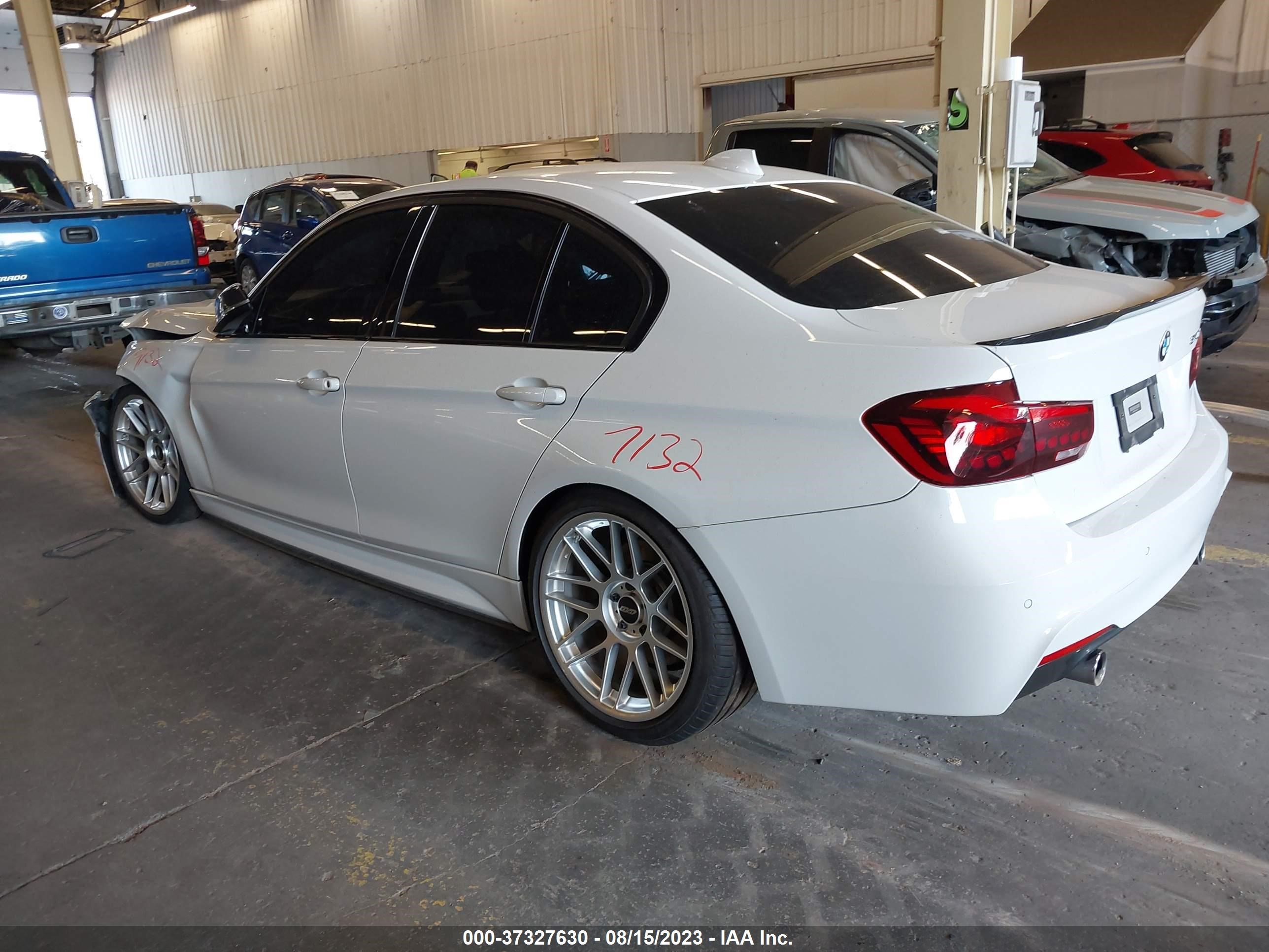 Photo 2 VIN: WBA8B3C59GK384071 - BMW 3ER 