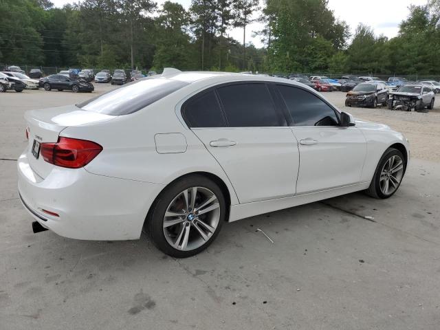 Photo 2 VIN: WBA8B3C5XJK384779 - BMW 340 I 