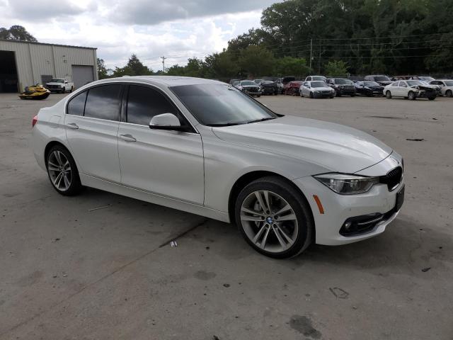 Photo 3 VIN: WBA8B3C5XJK384779 - BMW 340 I 