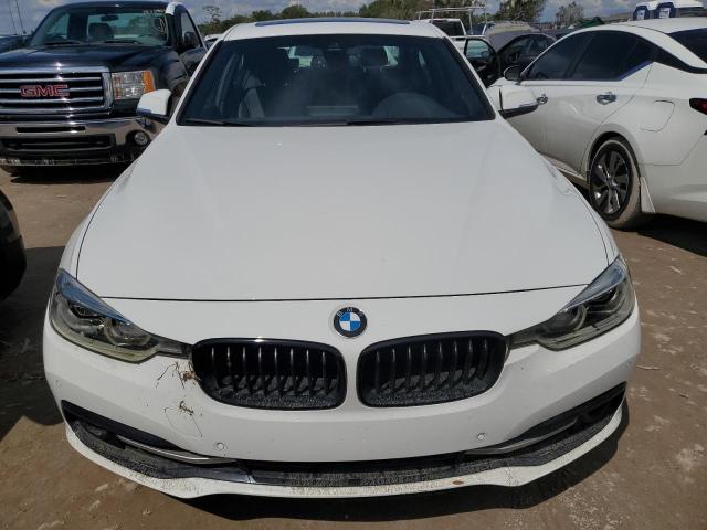 Photo 4 VIN: WBA8B3G31HNU35846 - BMW 340 I 