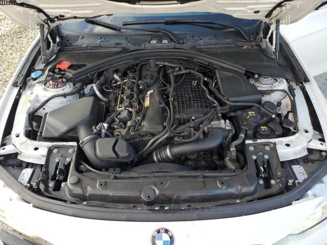 Photo 10 VIN: WBA8B3G33HNU36366 - BMW 3 SERIES 