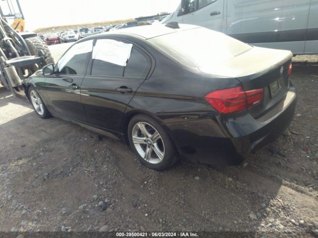 Photo 2 VIN: WBA8B3G52GNT92697 - BMW 340I 