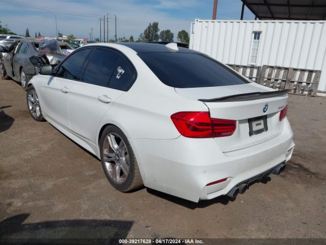 Photo 2 VIN: WBA8B3G52HNU35646 - BMW 340I 