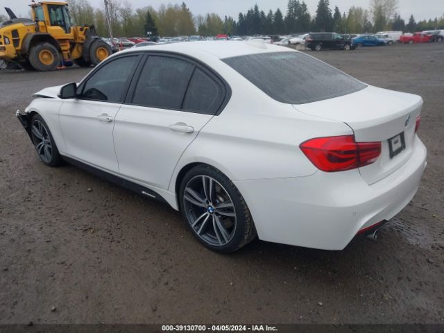 Photo 2 VIN: WBA8B3G55GNT92306 - BMW 340I 