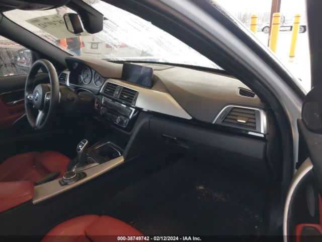 Photo 4 VIN: WBA8B3G56GNT62134 - BMW 340I 