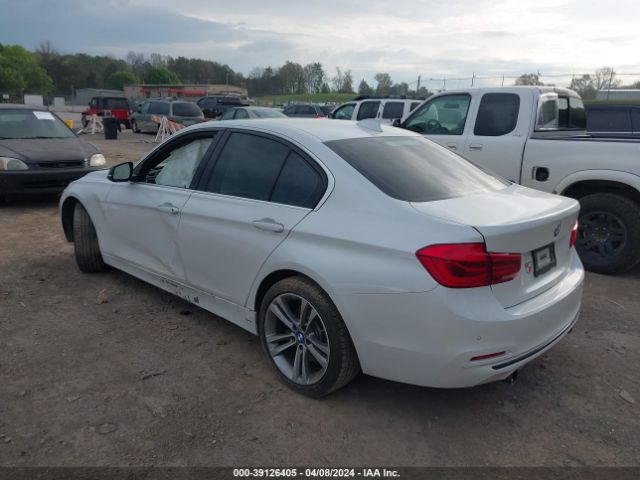 Photo 2 VIN: WBA8B3G59HNU35014 - BMW 340I 