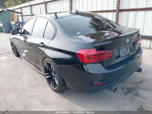 Photo 2 VIN: WBA8B3G5XGNT91930 - BMW 340I 