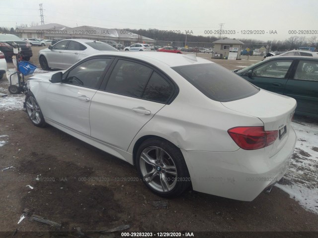 Photo 2 VIN: WBA8B7C33HA190035 - BMW 3 