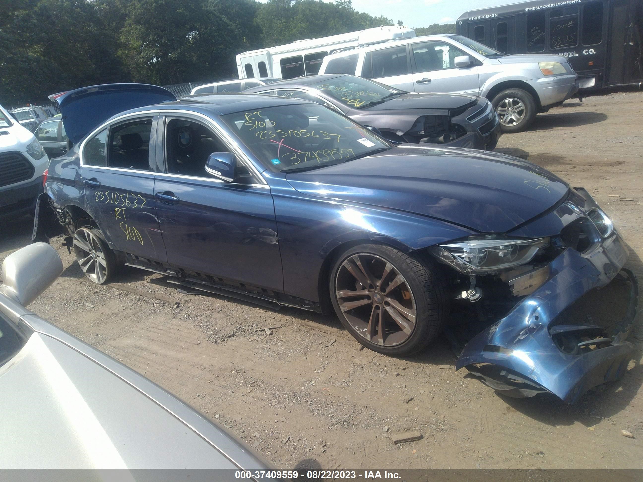 Photo 11 VIN: WBA8B7C50GK703056 - BMW 340 