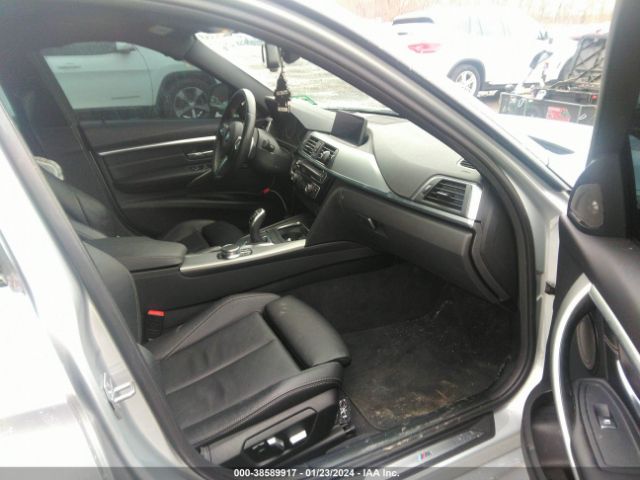 Photo 4 VIN: WBA8B7C54JA586322 - BMW 340I 