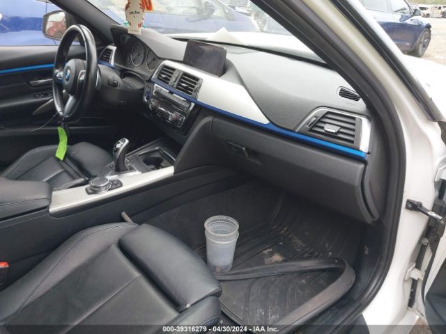 Photo 4 VIN: WBA8B7C55HK858283 - BMW 340I 