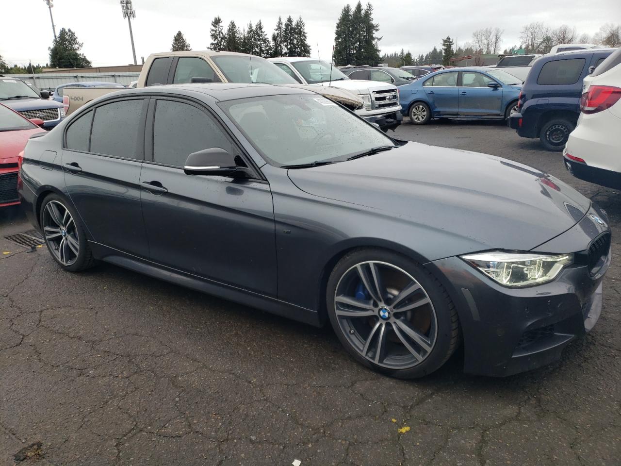 Photo 3 VIN: WBA8B7C56GK368465 - BMW 3 SERIES 