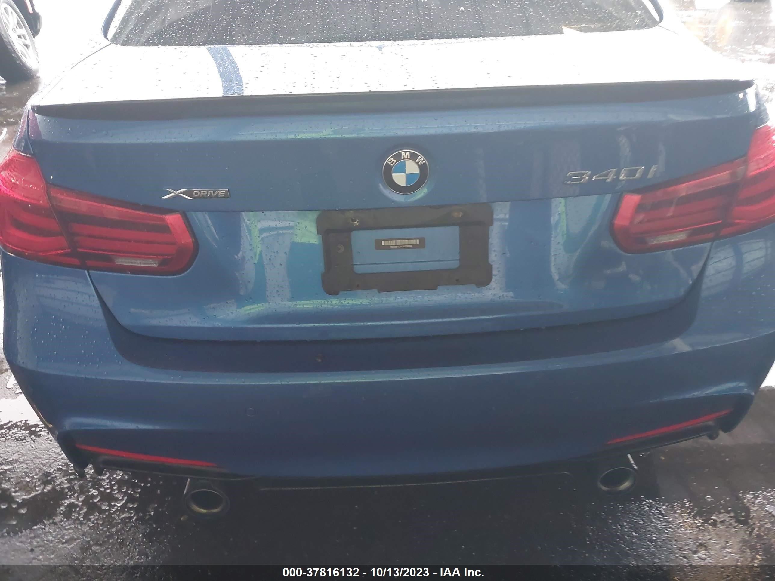 Photo 15 VIN: WBA8B7C5XJA576894 - BMW 3ER 