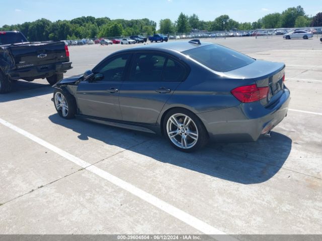 Photo 2 VIN: WBA8B7C5XJA586289 - BMW 340I 