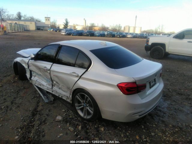 Photo 2 VIN: WBA8B7G30HNU37918 - BMW 3 