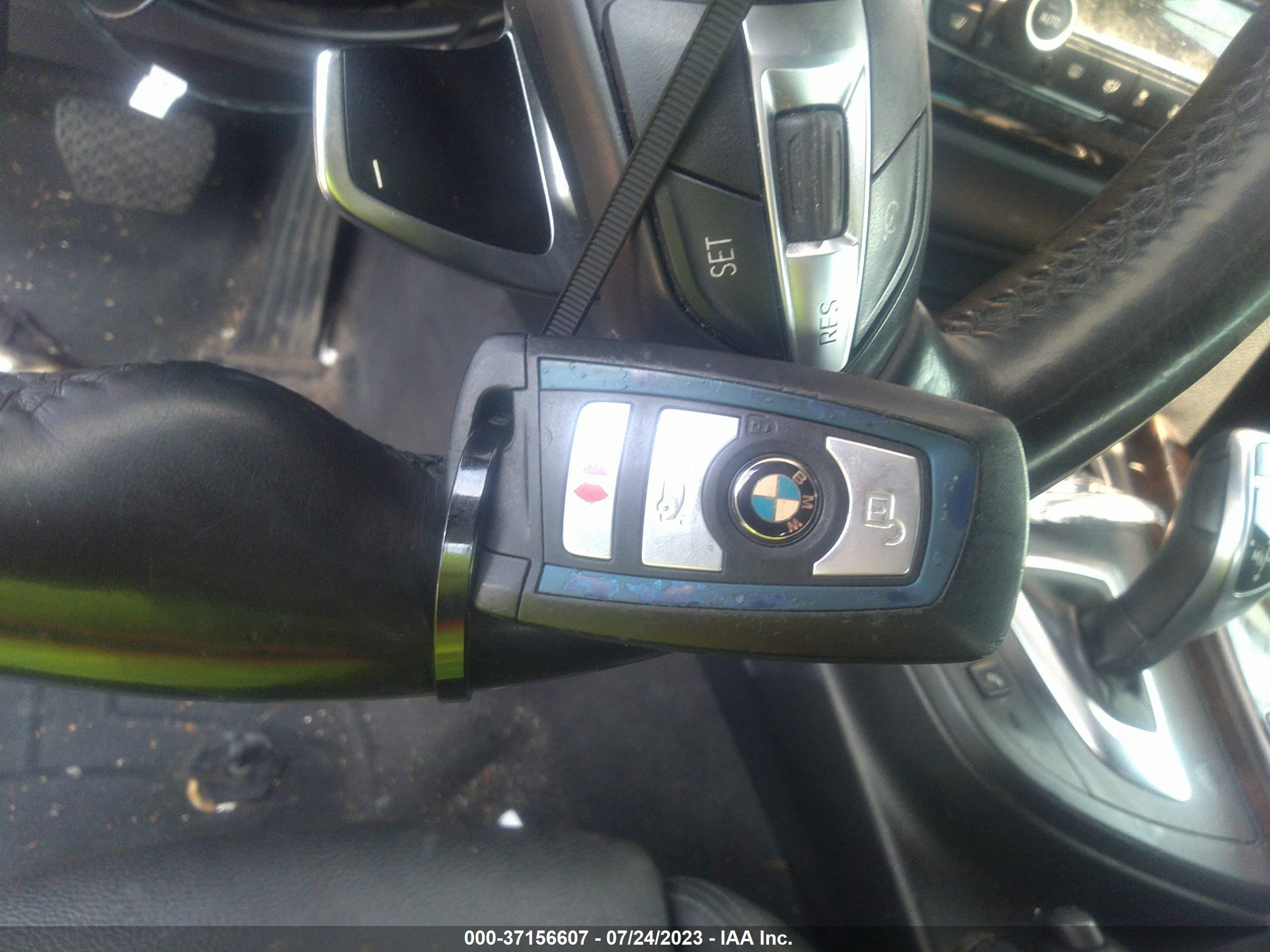 Photo 10 VIN: WBA8B7G50GNT14815 - BMW 3ER 