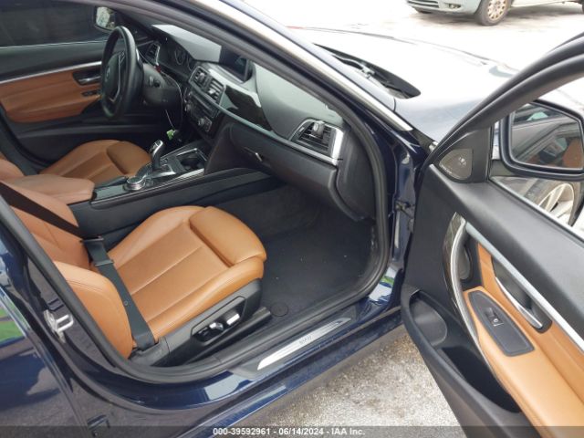 Photo 4 VIN: WBA8B7G53GNT96037 - BMW 340I 