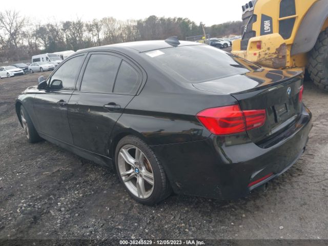 Photo 2 VIN: WBA8B7G54GNT95186 - BMW 340I 