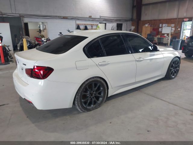 Photo 3 VIN: WBA8B7G55JNU94901 - BMW 340I 