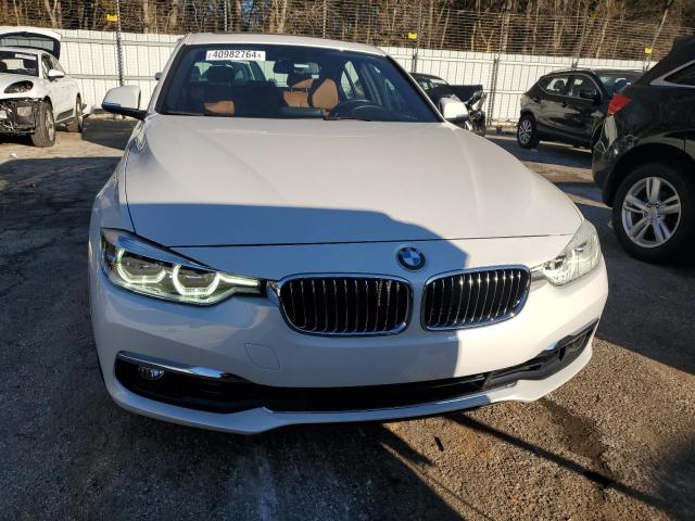 Photo 4 VIN: WBA8B7G59GNT70493 - BMW 3 SERIES 