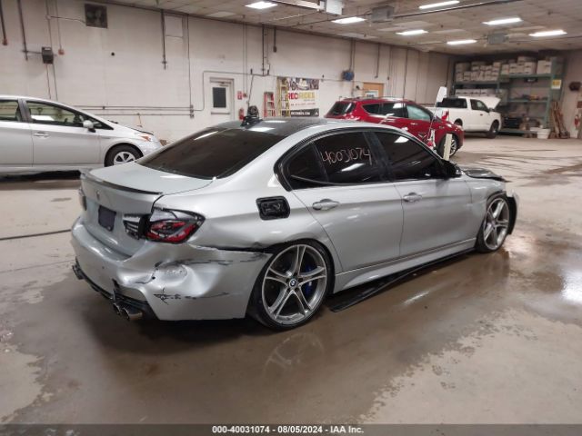 Photo 3 VIN: WBA8B7G5XGNT14157 - BMW 340I 