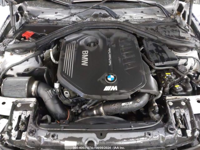 Photo 9 VIN: WBA8B7G5XGNT14157 - BMW 340I 