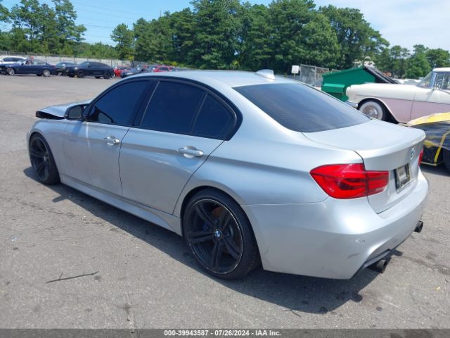 Photo 2 VIN: WBA8B7G5XGNT95385 - BMW 340I 