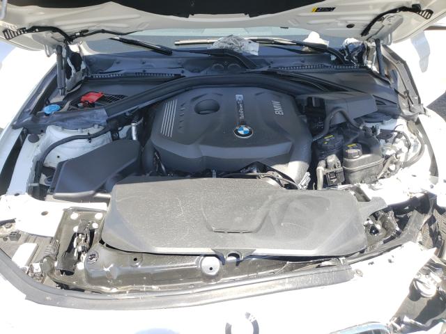 Photo 6 VIN: WBA8B9C30HK885126 - BMW 3 SERIES 