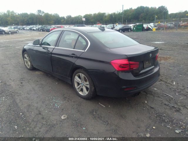 Photo 2 VIN: WBA8B9C30HK885787 - BMW 3 