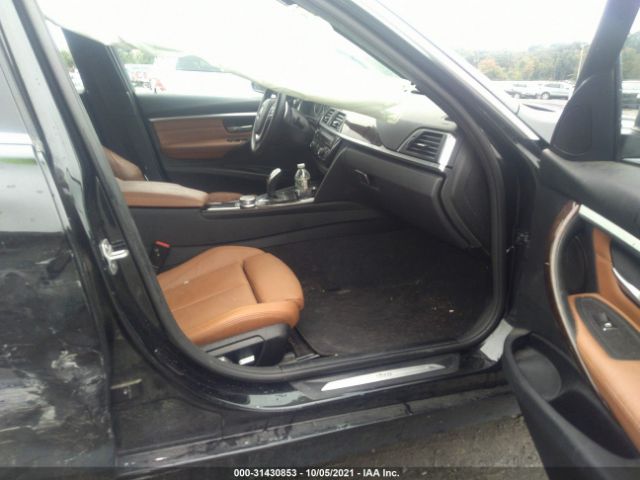 Photo 4 VIN: WBA8B9C30HK885787 - BMW 3 