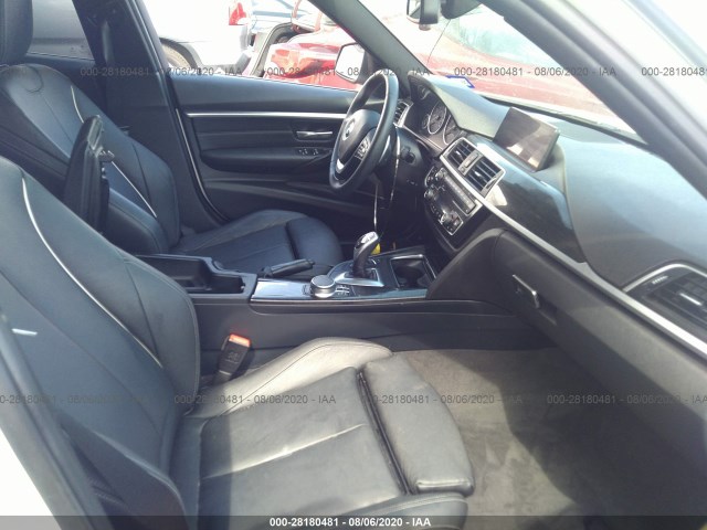 Photo 4 VIN: WBA8B9C38HK885083 - BMW 3 