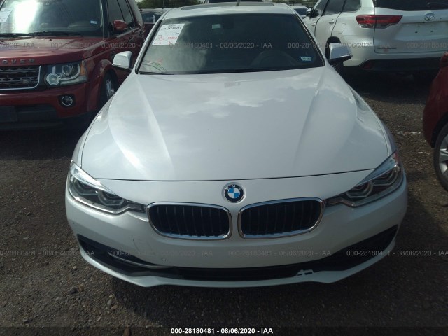 Photo 5 VIN: WBA8B9C38HK885083 - BMW 3 