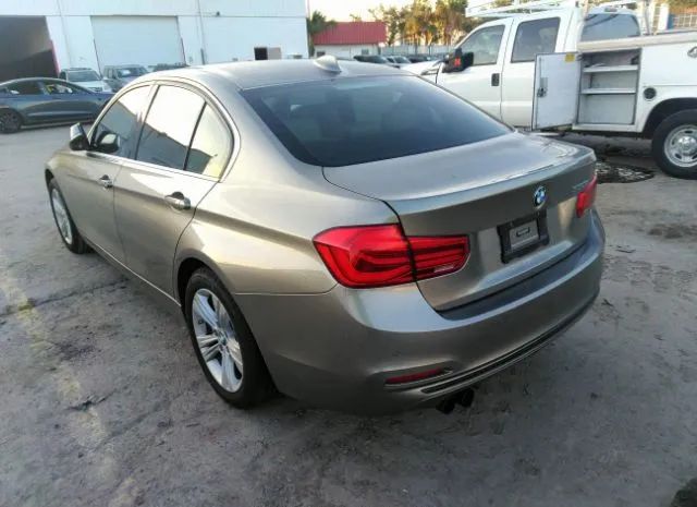 Photo 2 VIN: WBA8B9C38HK885987 - BMW 330 