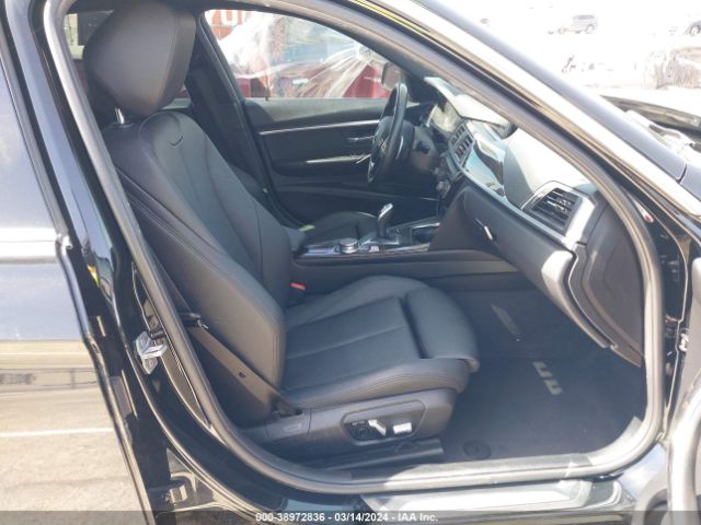 Photo 4 VIN: WBA8B9C39HK885187 - BMW 330I 