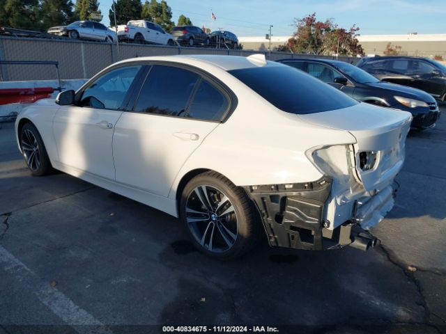 Photo 2 VIN: WBA8B9C50JEE81641 - BMW 330I 