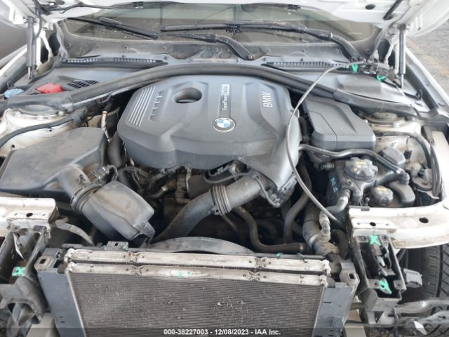 Photo 9 VIN: WBA8B9C51HK675782 - BMW 330I 