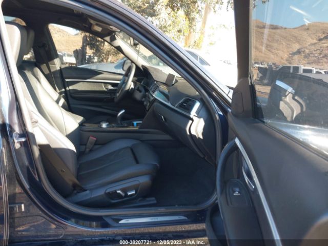 Photo 4 VIN: WBA8B9C56HK675700 - BMW 330I 