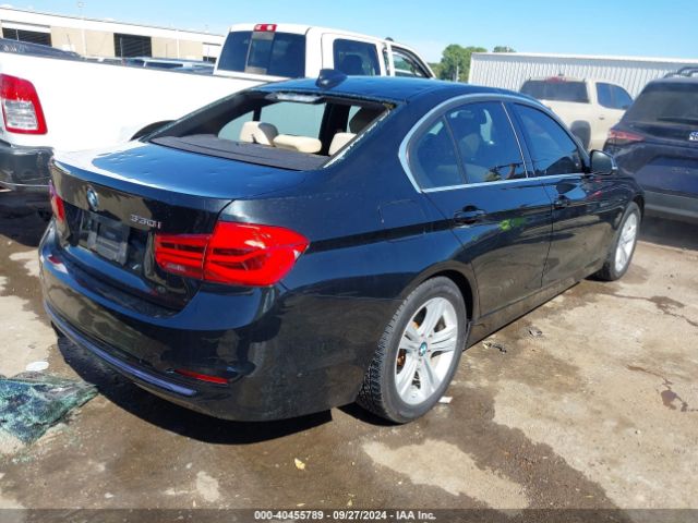 Photo 3 VIN: WBA8B9C56JAE22052 - BMW 330I 