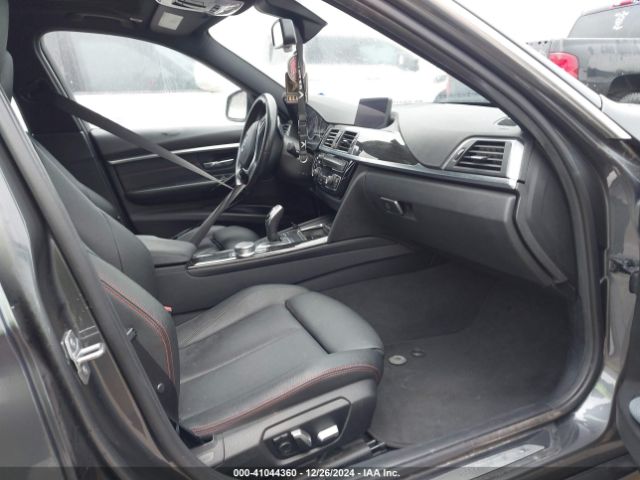 Photo 4 VIN: WBA8B9C56JK676819 - BMW 330I 