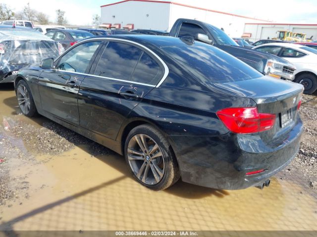 Photo 2 VIN: WBA8B9C57JAE22397 - BMW 330I 