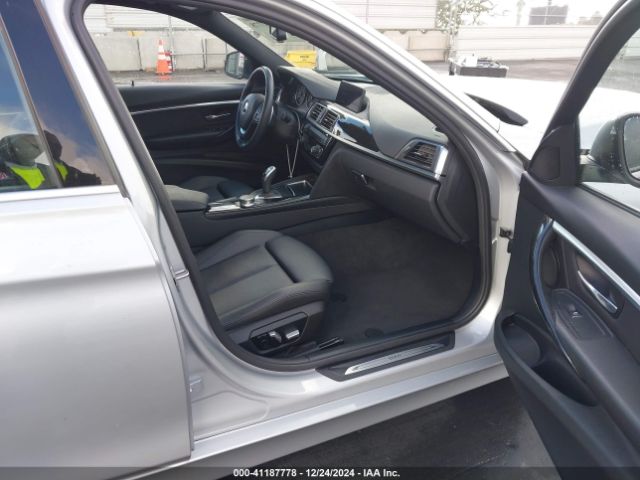 Photo 4 VIN: WBA8B9C57JEE80986 - BMW 330I 