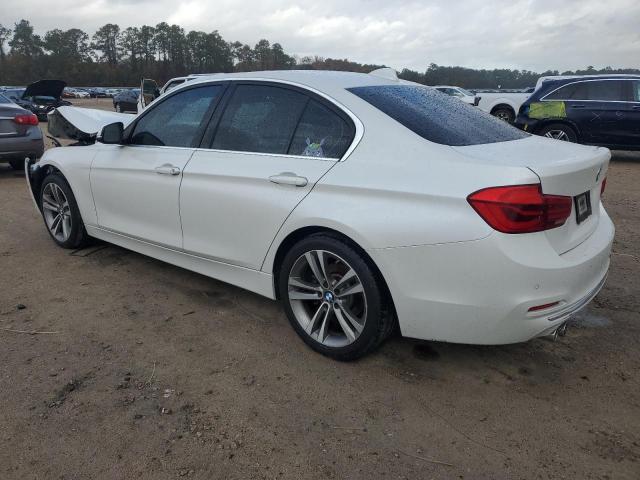 Photo 1 VIN: WBA8B9C57JEE83144 - BMW 3 SERIES 