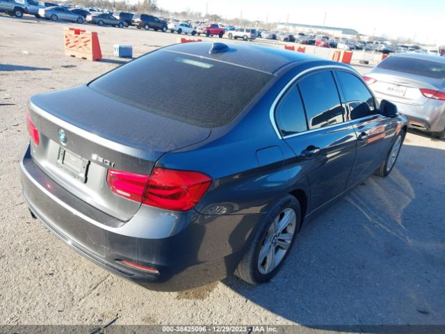 Photo 3 VIN: WBA8B9C57JK677185 - BMW 3 SERIES 