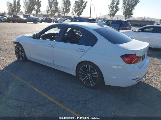 Photo 2 VIN: WBA8B9C58JK677485 - BMW 330I 