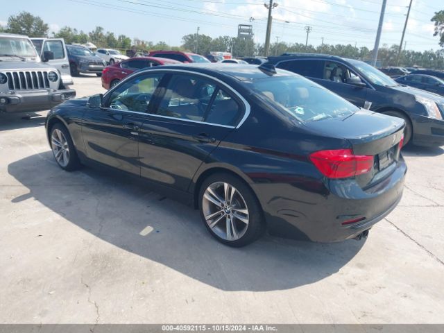 Photo 2 VIN: WBA8B9C59HK676064 - BMW 330I 